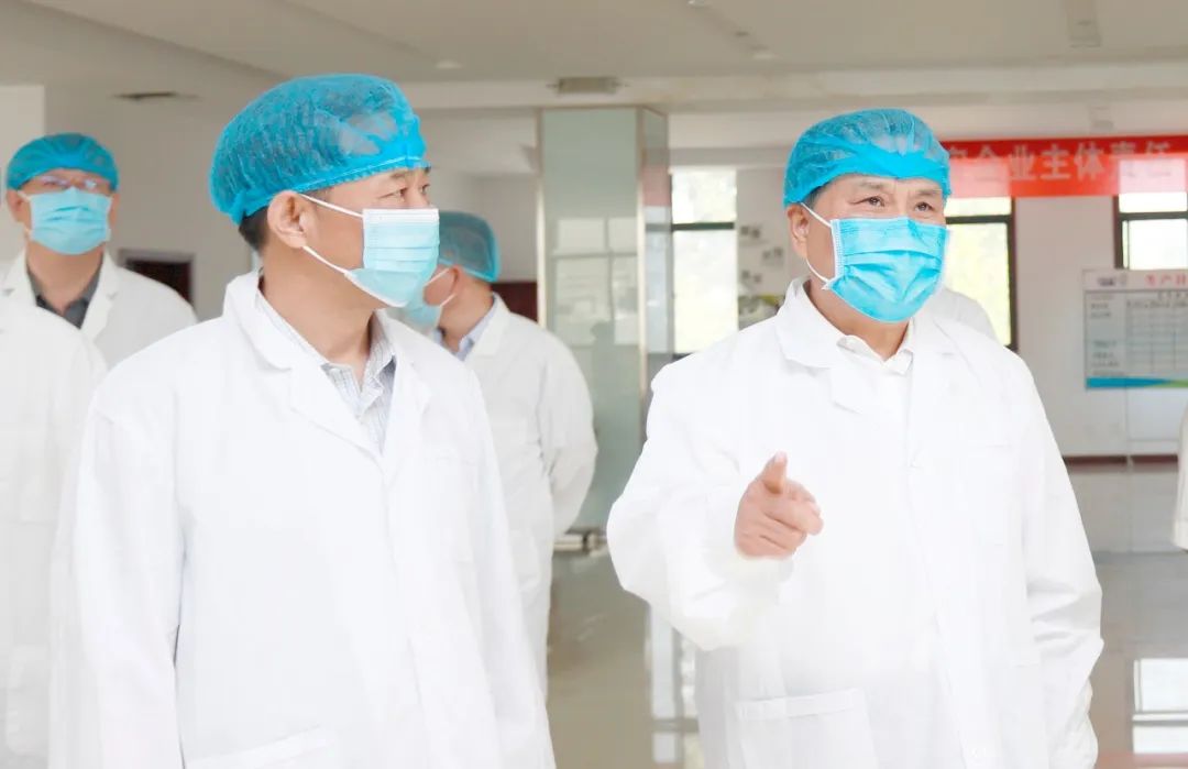 快讯丨河南省人民政府副省长武国定莅临开云（中国）乳业集团瑞亚牧业调研奶源基地建设情况