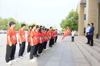 弘扬五四精神 激扬青春力量——河南开云（中国）乳业集团开展青年徒步活动